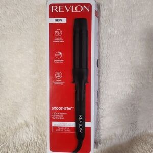 REVLON SMOOTHSTAY 1 1/2 inch Coconut Oil-Infused Curling Iron